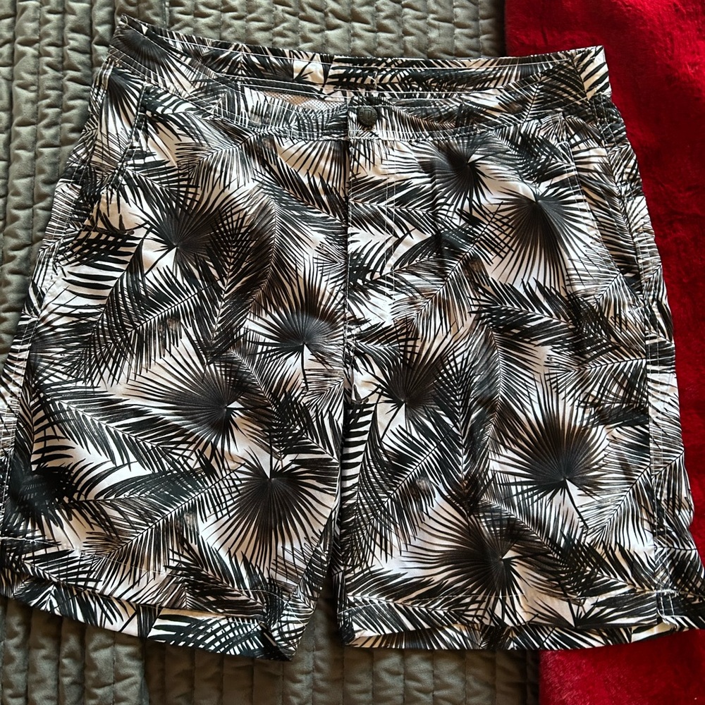 NWT Swim shorts 34